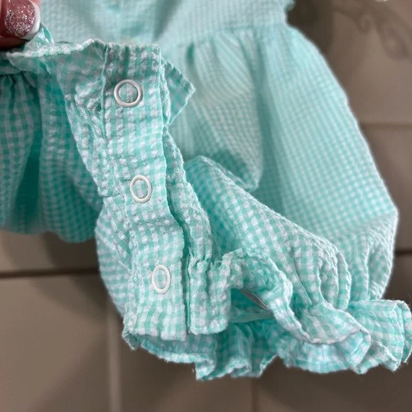 Smocked Baby Bubble Romper Mint teal Pastel Embroidery Easter bunny baskets - Picture 7 of 7